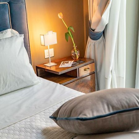 Il Fiore D'Oro Luxury Holiday House Napels Buitenkant foto
