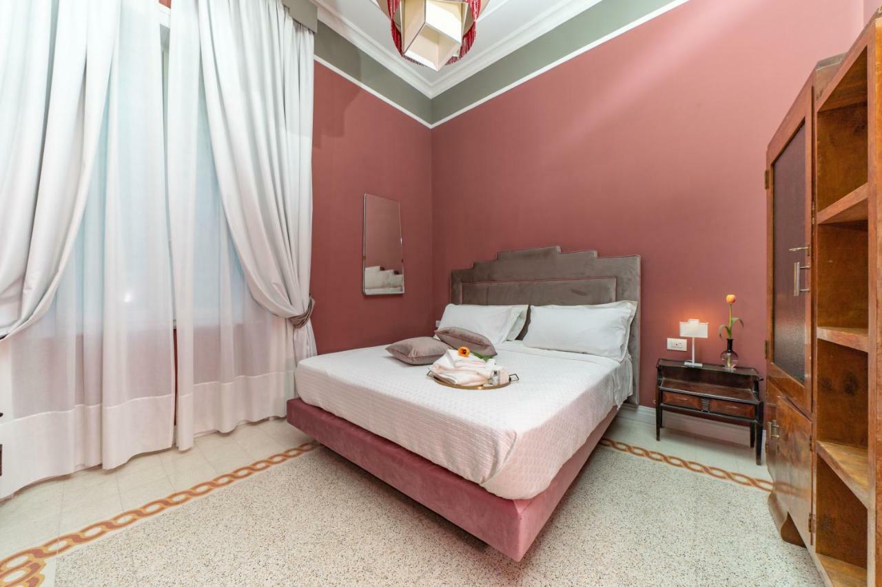 Il Fiore D'Oro Luxury Holiday House Napels Buitenkant foto